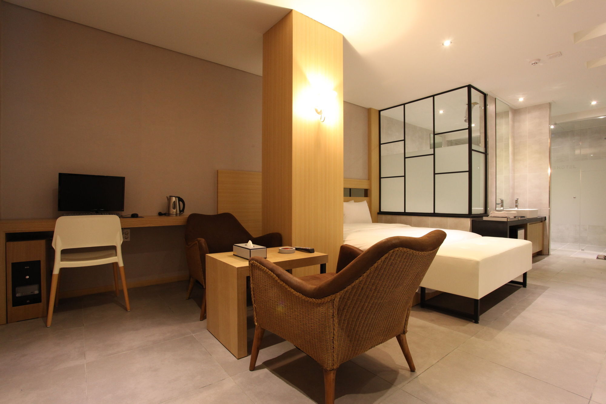 C&B Hotel Ansan Exterior foto
